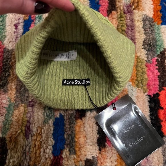 NWT Acne Studios Neon Green Beanie O/S - Picture 5 of 10